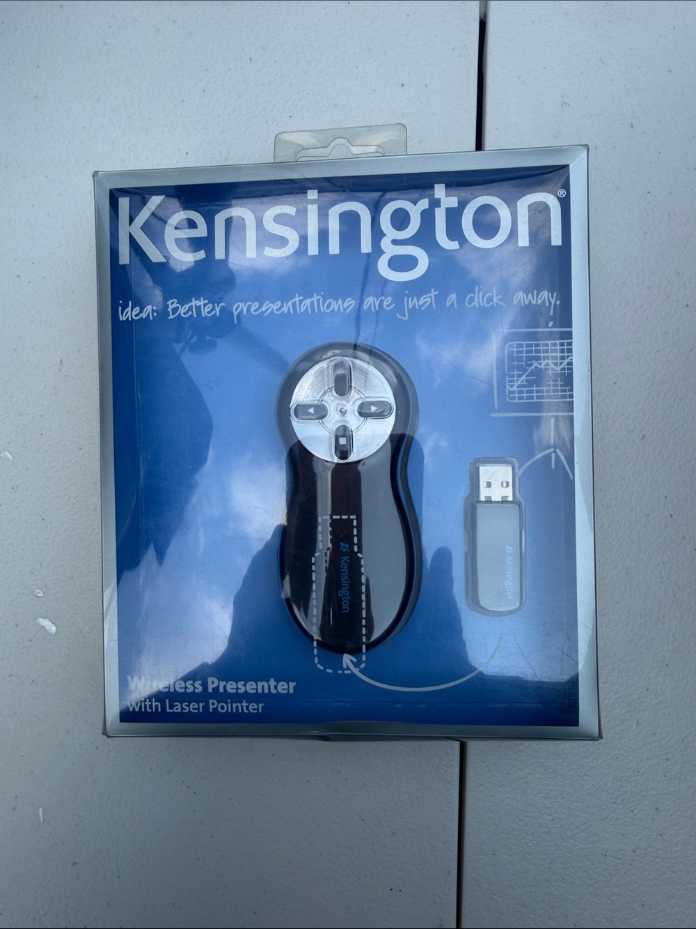 Kensington Wireless Presenter with Laser Pointer - Black & Silver